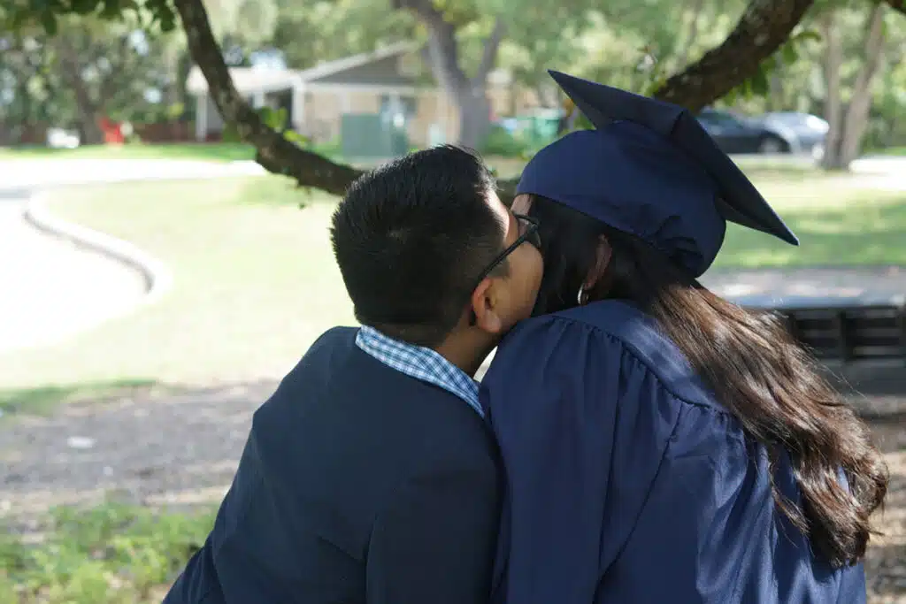 mom grad